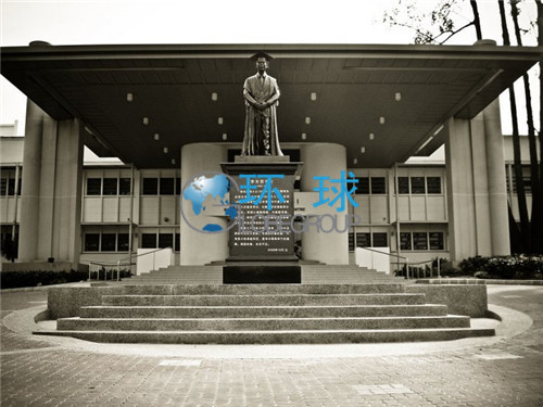 新加坡著名中学-华侨中学