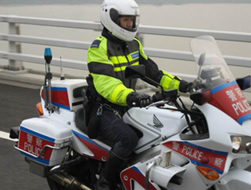 揭秘 | 香港警察的工资收入到底有多少?福利太