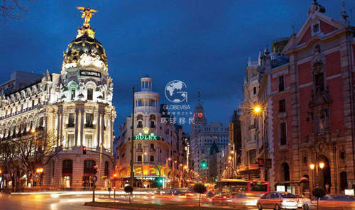 不会英语,哪个国家比较好移民?