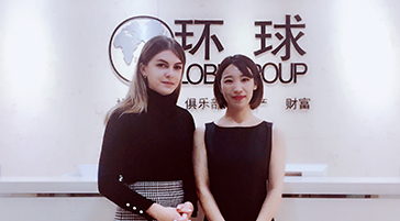 摩尔多瓦移民局长与环球项目总监合影