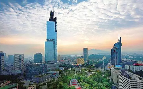 gdp万亿俱乐部_今年GDP 万亿俱乐部 有望继续扩容(3)