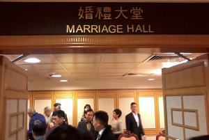 跟香港人结婚 多久变香港籍 环球出国移民